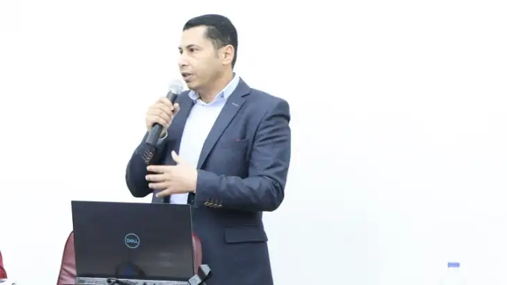 احمد عتريس خلال ندوة الهيئة الوطنية للصحافة